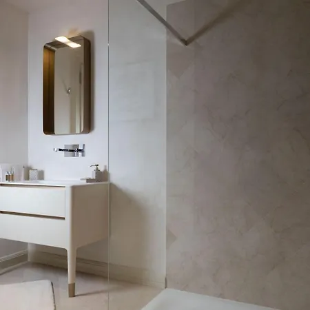 Luxury Constanza Near Porec For 8 People Only 2 Km From The Sea וילה