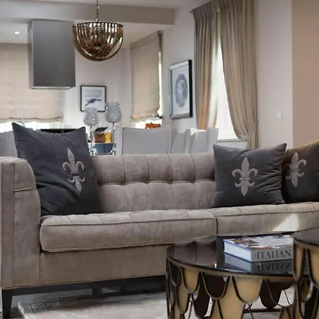 Luxury Constanza Near Porec For 8 People Only 2 Km From The Sea *
